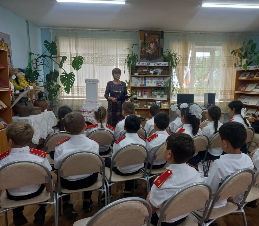 Познавательный час
